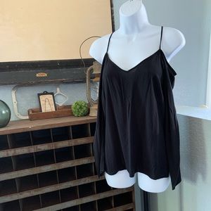 Black Kendall & Kylie top size Small